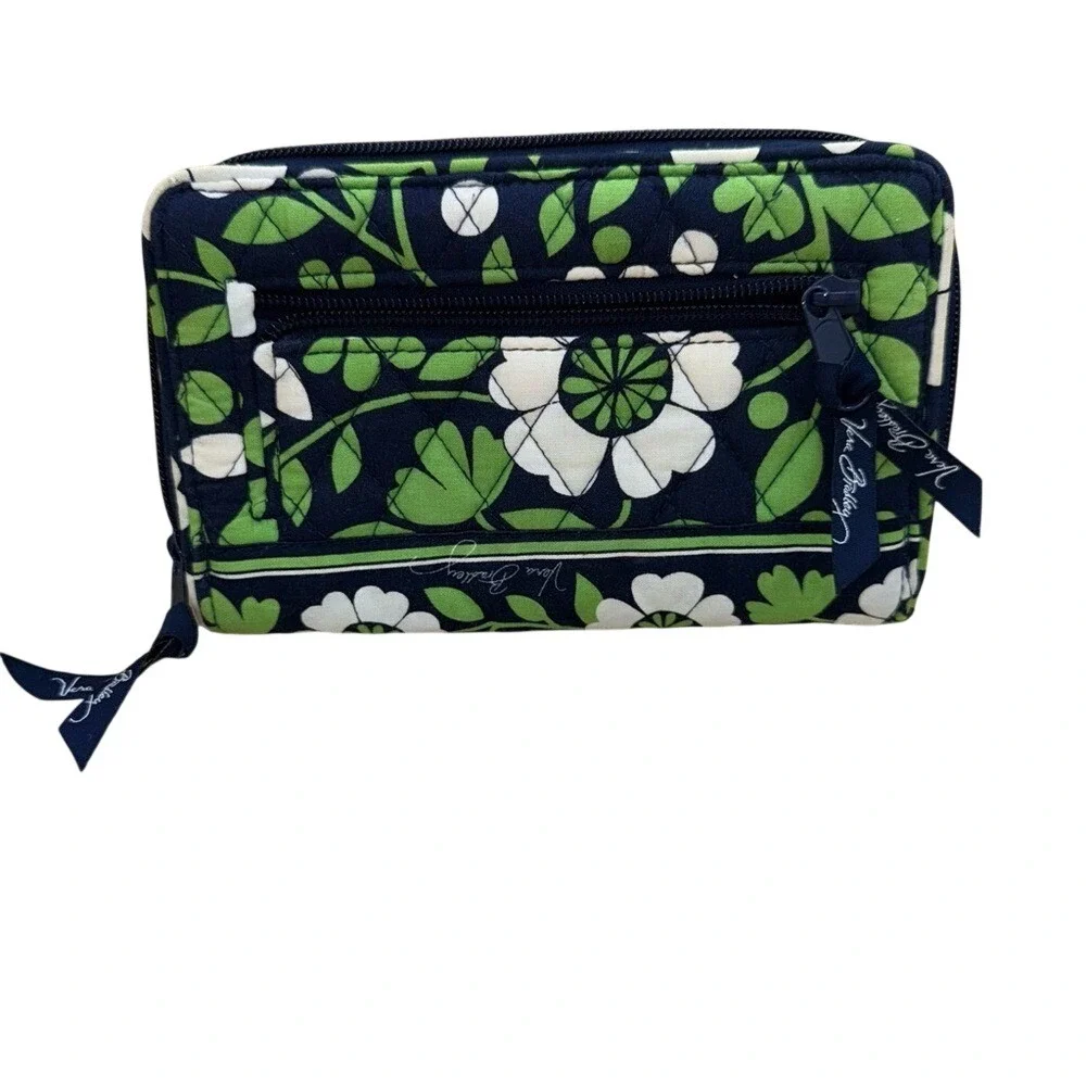 Vera Bradley Turnlock Wallet in Rare Discontinued‎ Lucky You Floral Green, EUC
